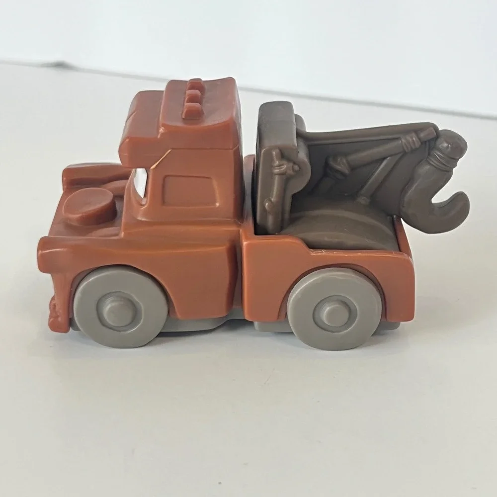 Disney Pixar Cars Tow Mater 2022 McDonalds Happy Meal Toy Brown Truck